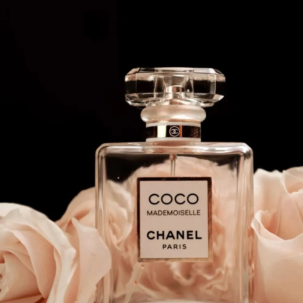 Chanel Coco Mademoiselle Eau de Parfum Thumbnail 3
